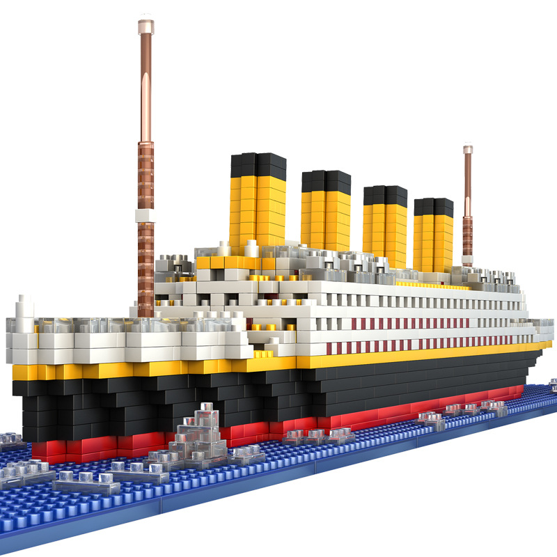نموذج سفينة تايتانيك، لعبة أطف - مراجعة Model Kit Titanic وسعره