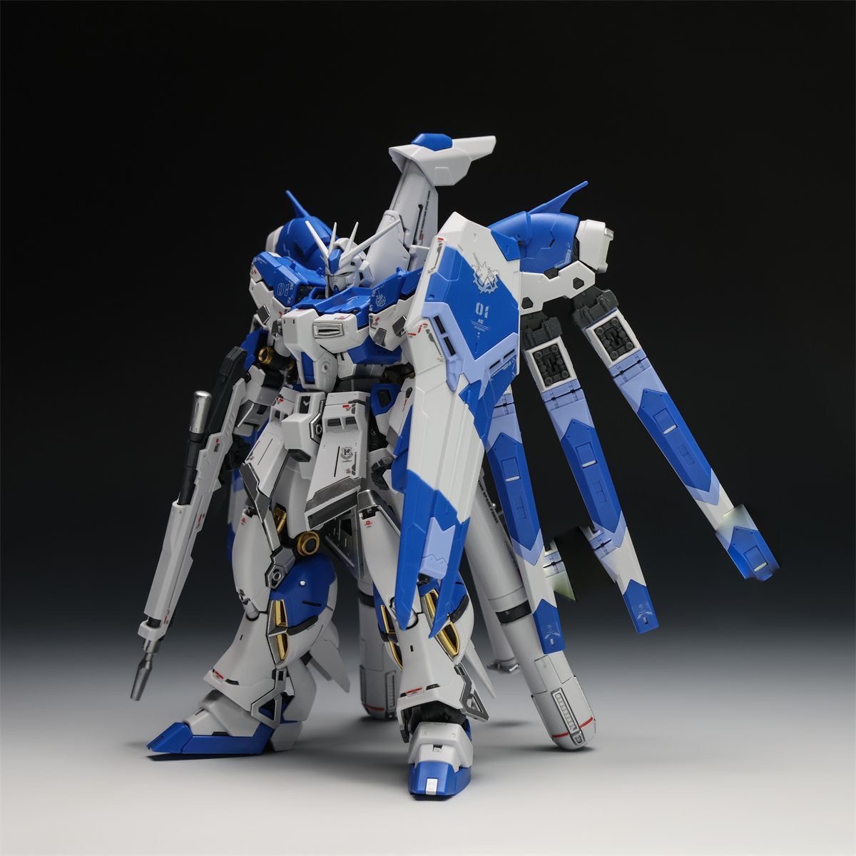 طقم تجميع نموذج هاي-في غاندام  - مراجعة Model Kit Mecha وسعره