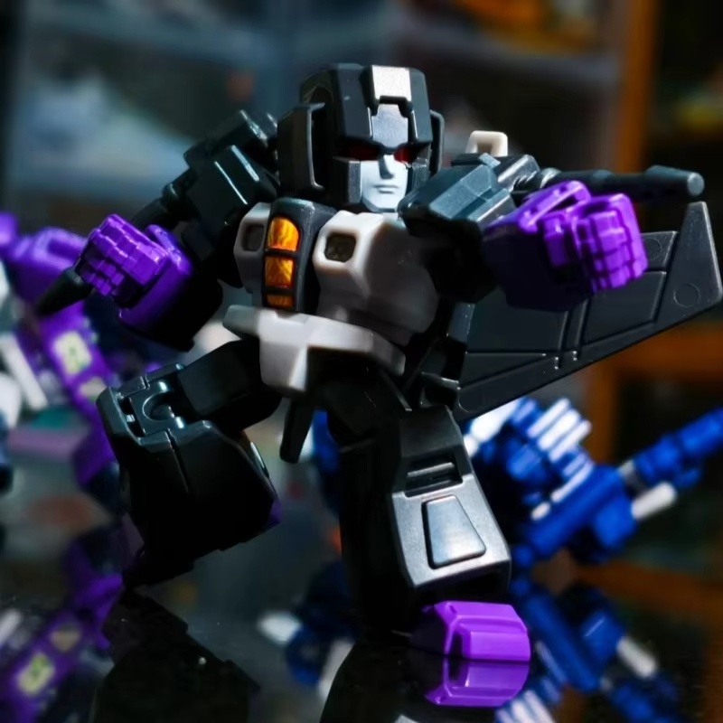 رائجة البيع Blokees محولات الن - مراجعة Model Kit Optimus وسعره