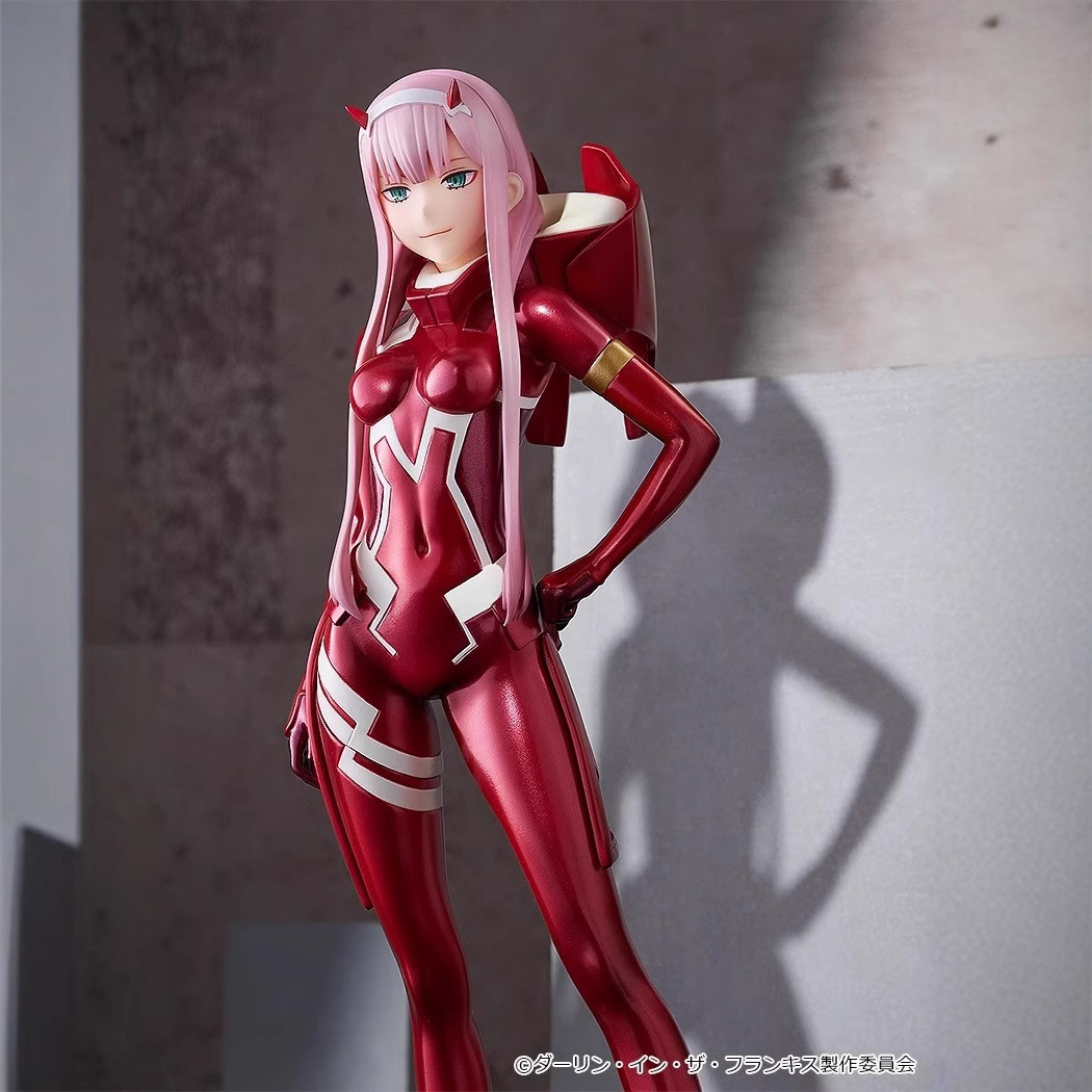 صفر اثنين الشكل انمي ياباني حب - مراجعة Model Kit Zero وسعره
