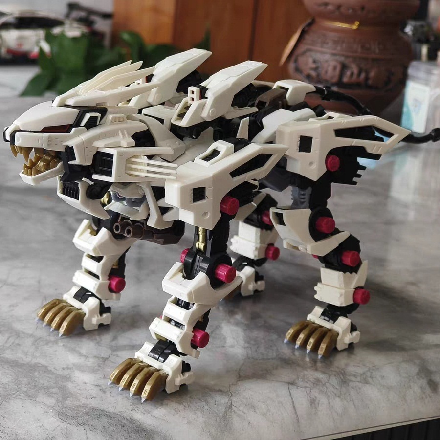 مجموعة لبنات البناء ZOIDS-Robo - مراجعة Model Kit Zero وسعره