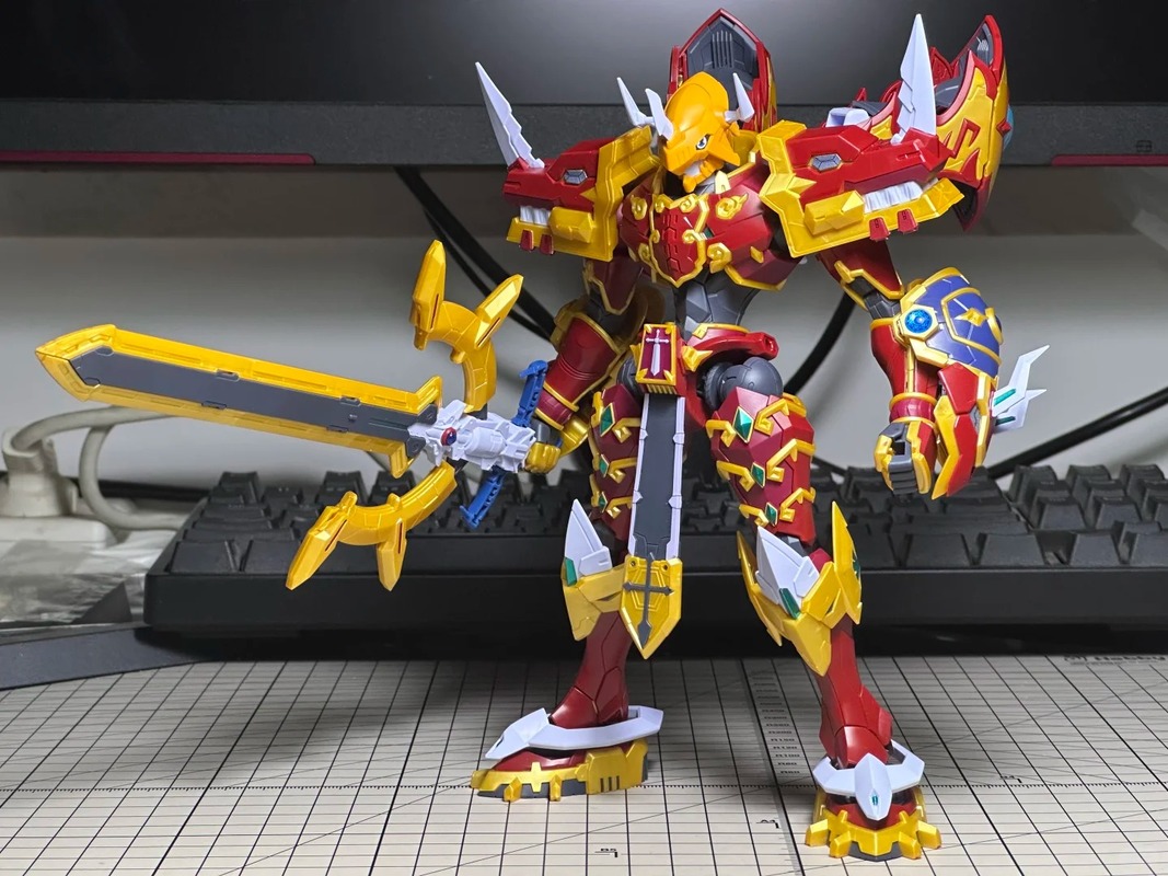 متوفر في المخزون جديد بانداي F - مراجعة Model Kit Kaisergreymon وسعره