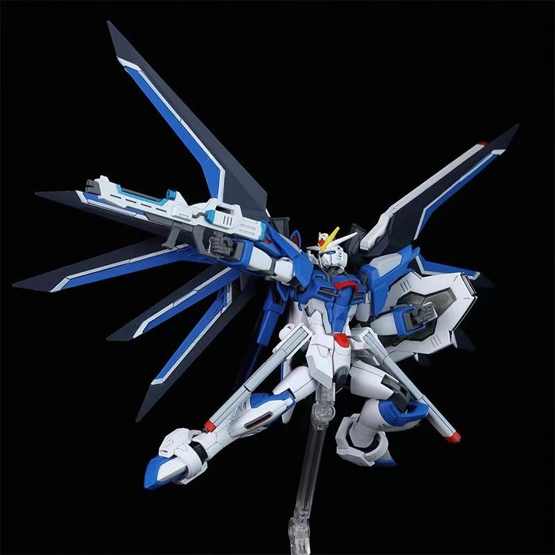 نموذج HG STTS-909 Rising Freed - مراجعة Model Kit Mecha وسعره